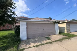 10309 Chaucer St, Westchester, IL 60154 - Photo 39