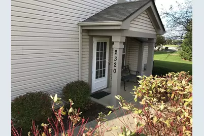 2320 College Green Drive, Elgin, IL 60123 - Photo 3
