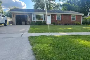 630 Dartmouth Ln, Schaumburg, IL 60193 - Photo 1