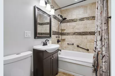 1715 W Thome Avenue, Chicago, IL 60660 - Photo 11