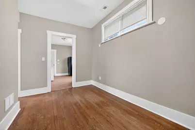 1431 S Tripp Avenue, Chicago, IL 60623 - Photo 13