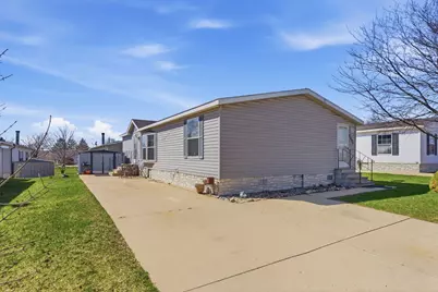 2295 Iris Avenue, Belvidere, IL 61008 - Photo 3