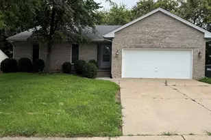 334 Panama Ave, Hampshire, IL 60140 - Photo 1