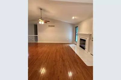 334 Panama Avenue, Hampshire, IL 60140 - Photo 5