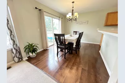 715 Sycamore Court, Lindenhurst, IL 60046 - Photo 7