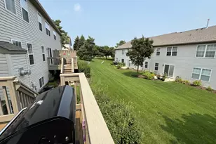 715 Sycamore Ct, Lindenhurst, IL 60046 - Photo 23