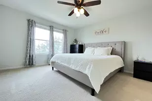 715 Sycamore Ct, Lindenhurst, IL 60046 - Photo 11