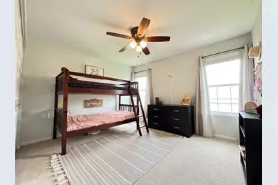 715 Sycamore Court, Lindenhurst, IL 60046 - Photo 13