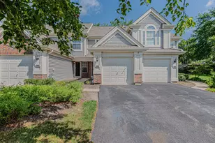 1069 Talbots Ln, Elk Grove Village, IL 60007 - Photo 1