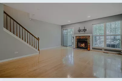 1069 Talbots Lane #0, Elk Grove Village, IL 60007 - Photo 5