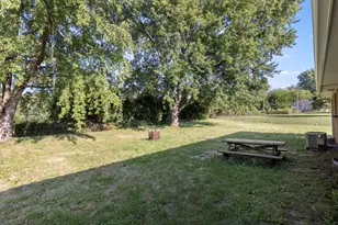 3016 Oriental Ct, Rockford, IL 61109 - Photo 15