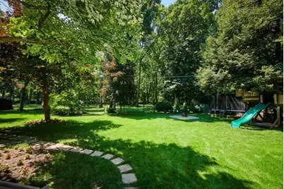 1410 Magnolia Street, Glenview, IL 60025 - Photo 33