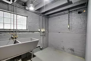 7320 S Oakley Ave, Chicago, IL 60636 - Photo 23