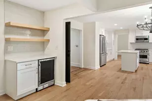 710 Alexandria Dr, Naperville, IL 60565 - Photo 23