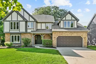 710 Alexandria Dr, Naperville, IL 60565 - Photo 1