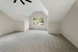 710 Alexandria Dr, Naperville, IL 60565 - Photo 35