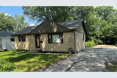 927 S Stough Street, Hinsdale, IL 60521 - Photo 1