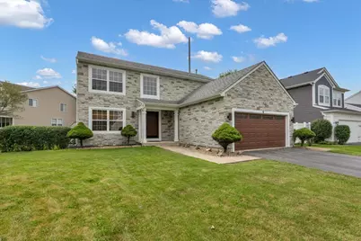 1 Stratford Court, South Elgin, IL 60177 - Photo 1