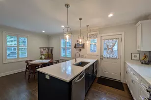 2741 Lincolnwood Dr, Evanston, IL 60201 - Photo 5