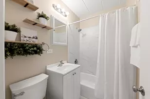 1307 College Ave, Wheaton, IL 60187 - Photo 11