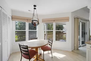 326 Satinwood Ct N, Buffalo Grove, IL 60089 - Photo 7