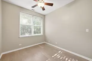 1225 N Orleans St, Chicago, IL 60610 - Photo 11