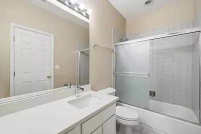 1225 N Orleans Street #602, Chicago, IL 60610 - Photo 17