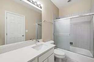 1225 N Orleans St, Chicago, IL 60610 - Photo 17