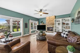 5243 Greenshire Cir, Lake in the Hills, IL 60156 - Photo 7