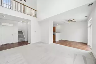 506 Majestic Ln, Oswego, IL 60543 - Photo 3