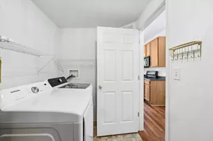 506 Majestic Ln, Oswego, IL 60543 - Photo 7