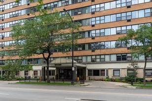 6030 N Sheridan Rd, Chicago, IL 60660 - Photo 1