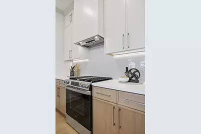6414 N Francisco Avenue #102, Chicago, IL 60645 - Photo 7