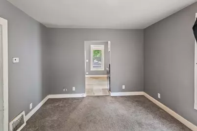 1716 N Hickory Street, Crest Hill, IL 60403 - Photo 5