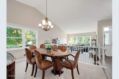 575 Adare Road, Bartlett, IL 60103 - Photo 7