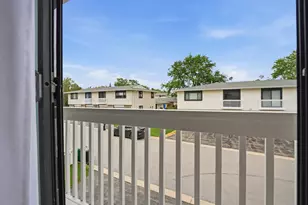 124 Fairlane Ct, Bloomingdale, IL 60108 - Photo 23