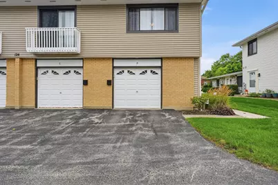 124 Fairlane Court #D, Bloomingdale, IL 60108 - Photo 3