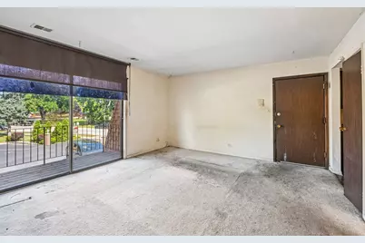 4833 W 109th Street #203, Oak Lawn, IL 60453 - Photo 5