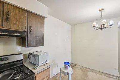 4833 W 109th Street #203, Oak Lawn, IL 60453 - Photo 11