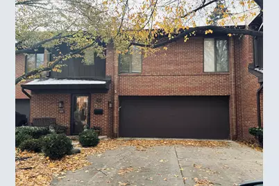 105 Astoria Way, Park Ridge, IL 60068 - Photo 1