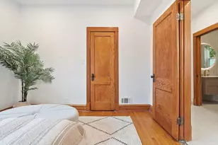 3052 N Kedzie Ave, Chicago, IL 60618 - Photo 19