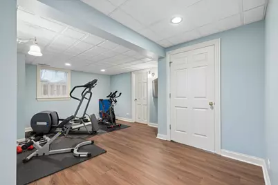 1070 Sir William Lane, Lake Forest, IL 60045 - Photo 29