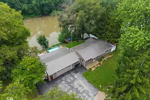 101 W Riverdale Dr, Clifton, IL 60927 - Photo 35