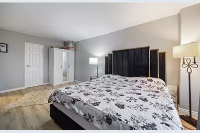 [Address not provided], Chicago, IL 60645 - Photo 11