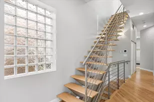 2047 N Mozart St, Chicago, IL 60647 - Photo 9