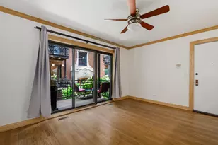 1151 W Grace St, Chicago, IL 60613 - Photo 3