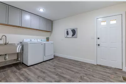 300 6th Street, Wheeling, IL 60090 - Photo 17