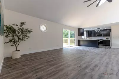 300 6th Street, Wheeling, IL 60090 - Photo 11