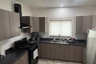 35 W 108th Pl, Chicago, IL 60628 - Photo 3
