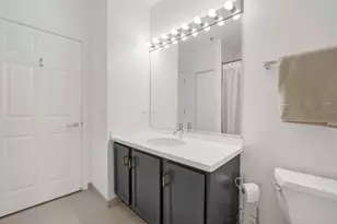 8 W Monroe St, Chicago, IL 60603 - Photo 23
